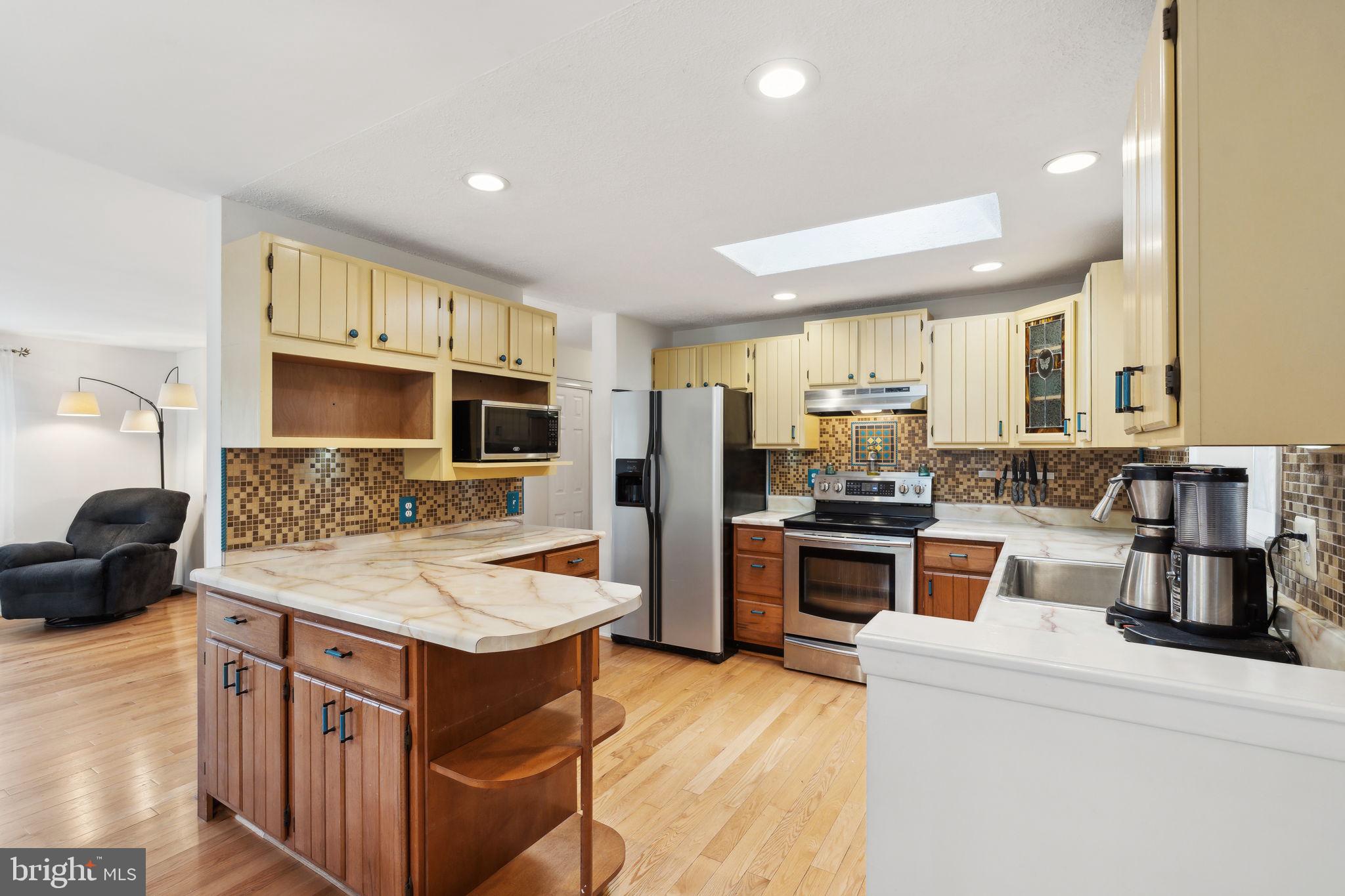 205 CHESTNUT COURT