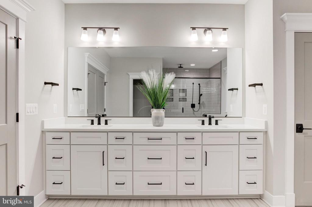 17039 GRINDSTONE COURT