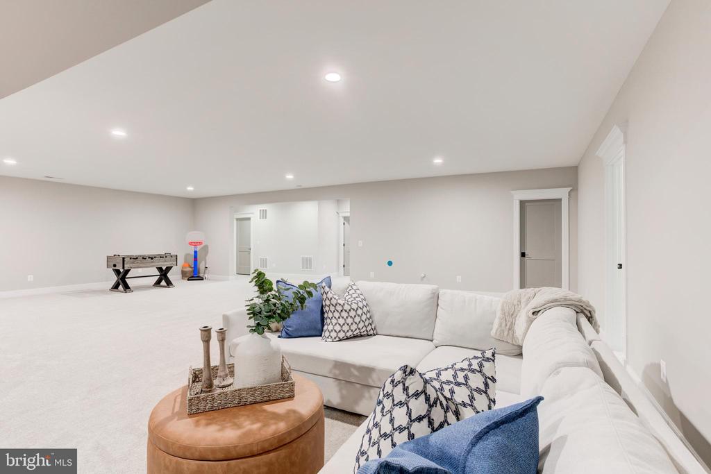 17039 GRINDSTONE COURT