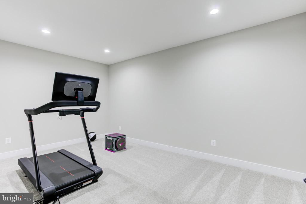 17039 GRINDSTONE COURT