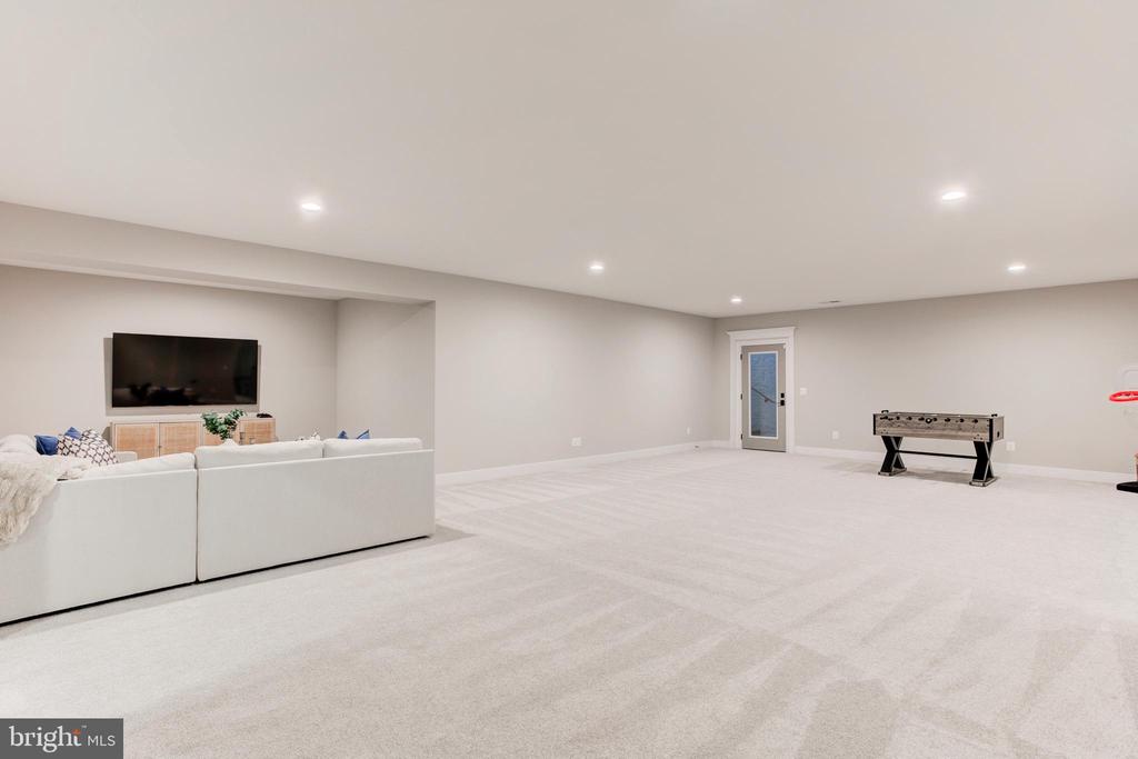 17039 GRINDSTONE COURT