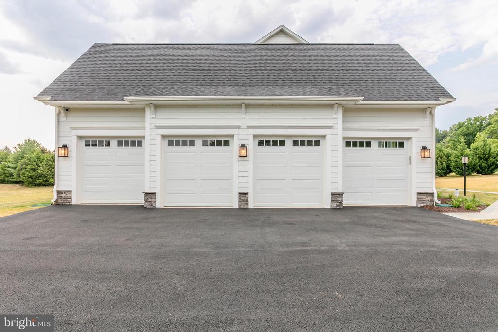 17039 GRINDSTONE COURT