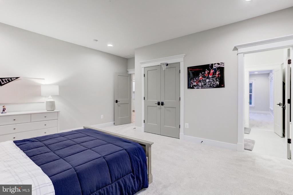 17039 GRINDSTONE COURT