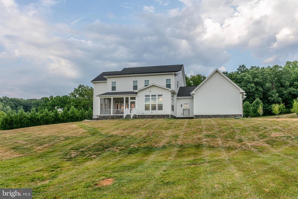 17039 GRINDSTONE COURT