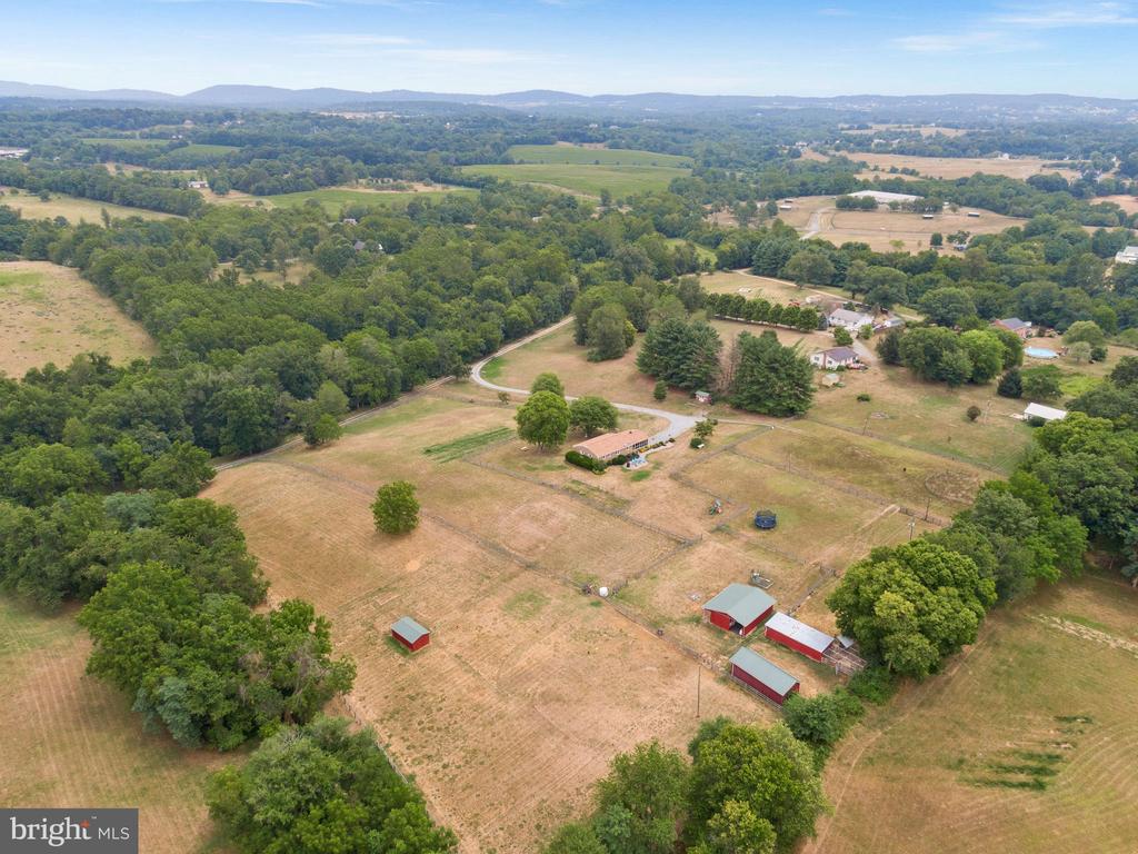 38599 RICHARD CREEK LANE