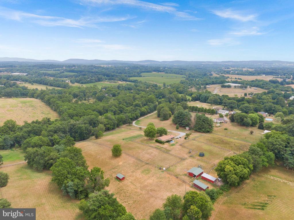 38599 RICHARD CREEK LANE