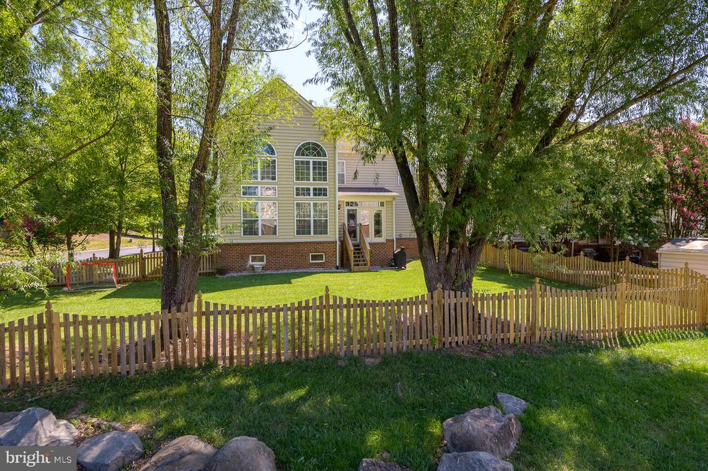 22780 HIGHCREST CIRCLE