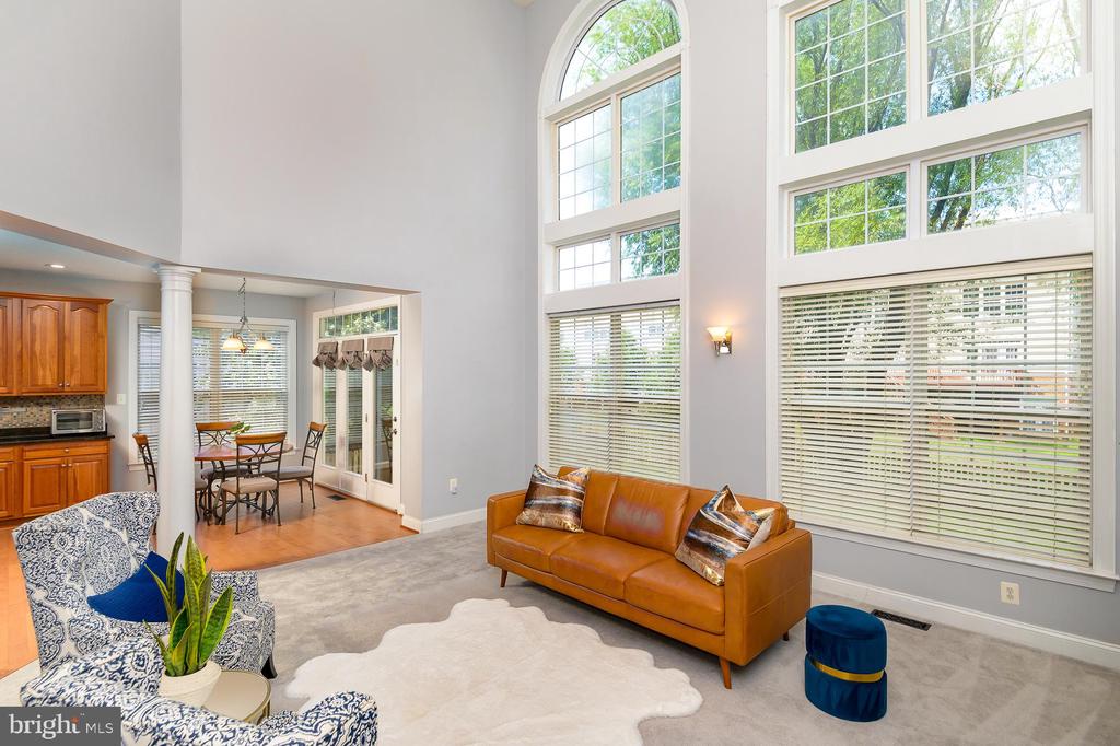 22780 HIGHCREST CIRCLE