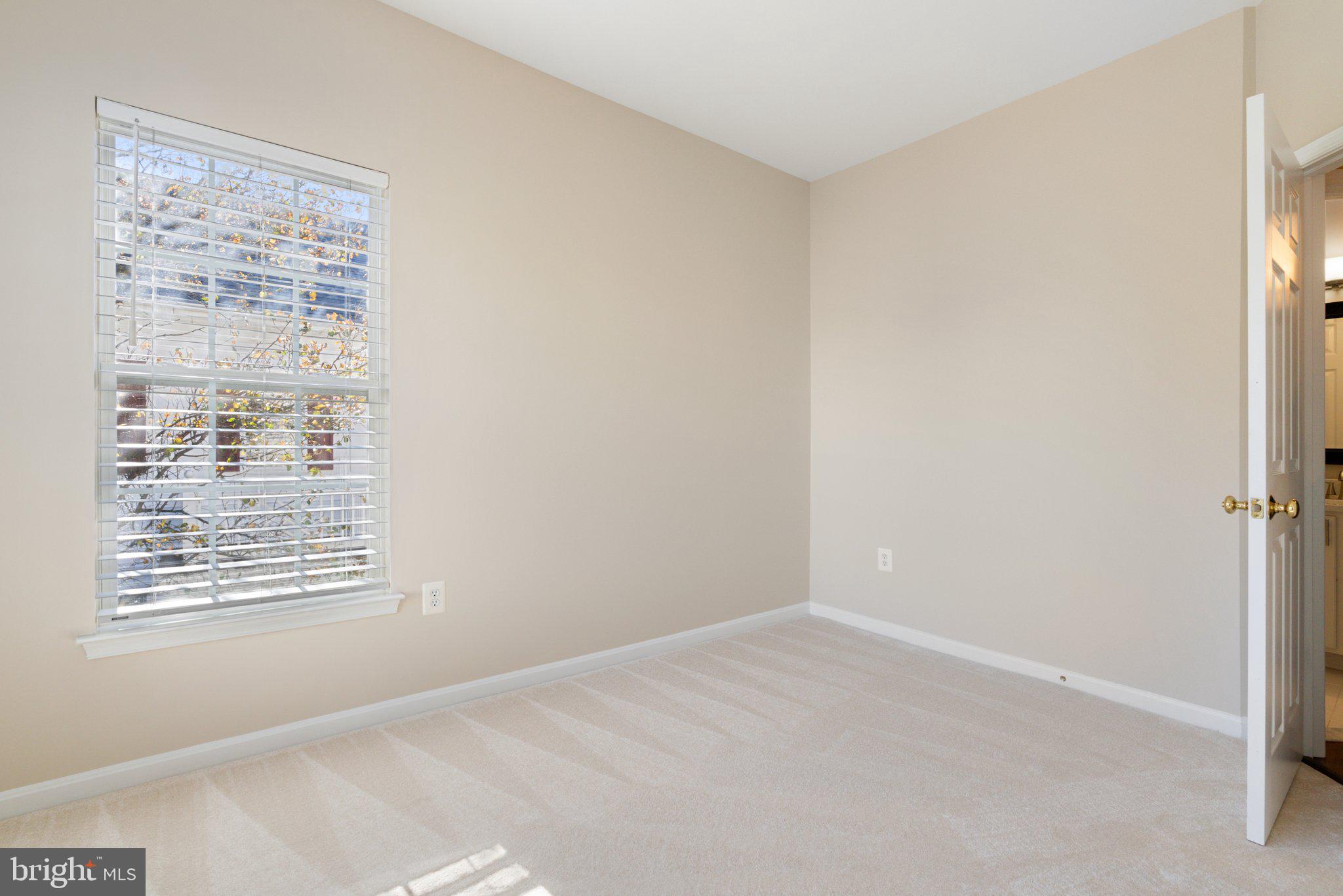 538 GENTLEWOOD SQUARE