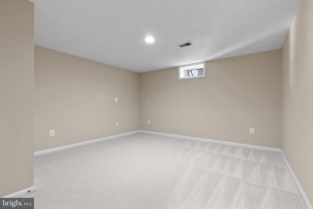 538 GENTLEWOOD SQUARE