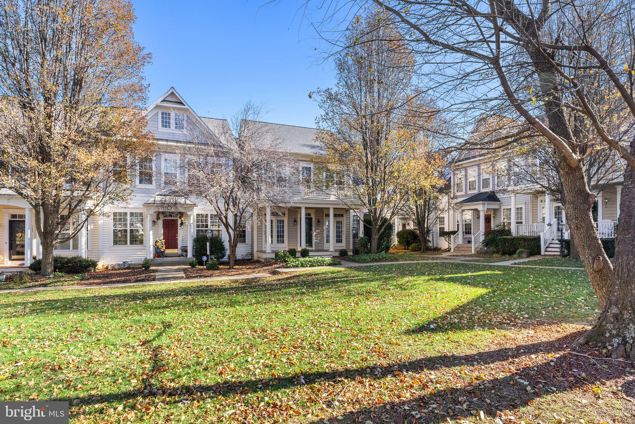 538 GENTLEWOOD SQUARE