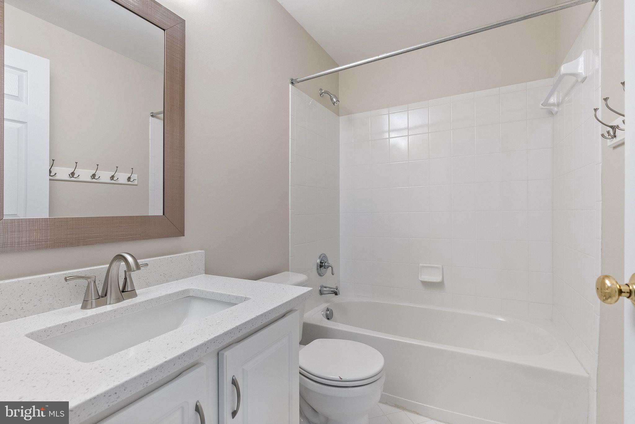 538 GENTLEWOOD SQUARE