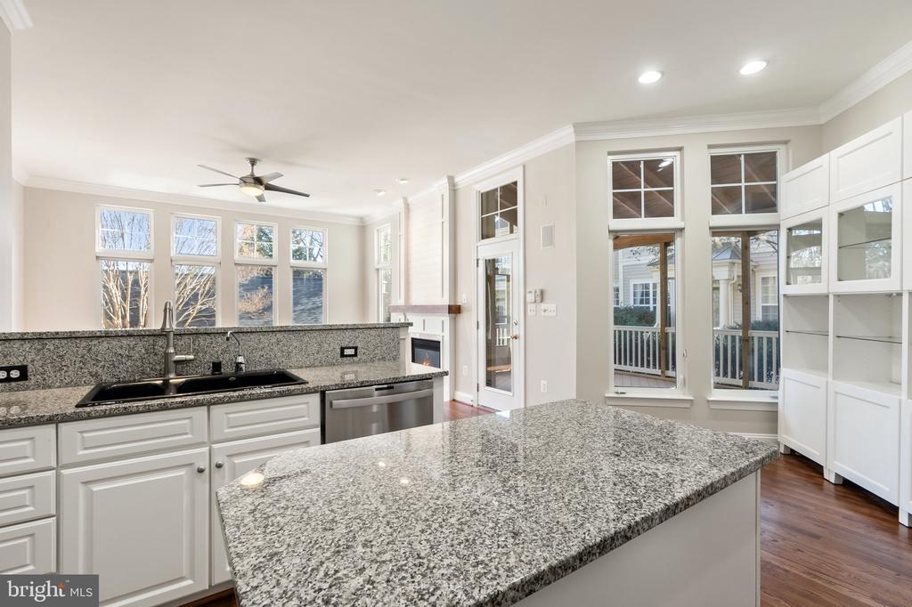 538 GENTLEWOOD SQUARE