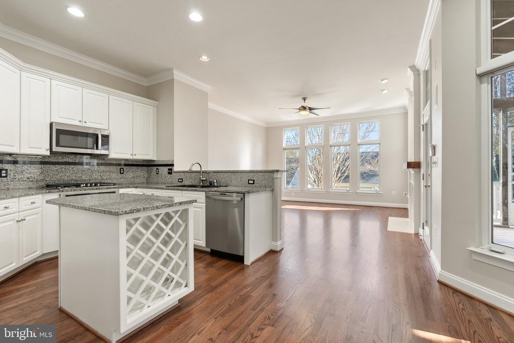 538 GENTLEWOOD SQUARE
