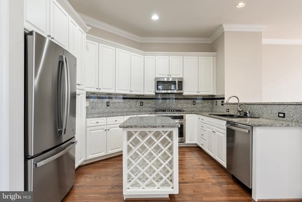 538 GENTLEWOOD SQUARE