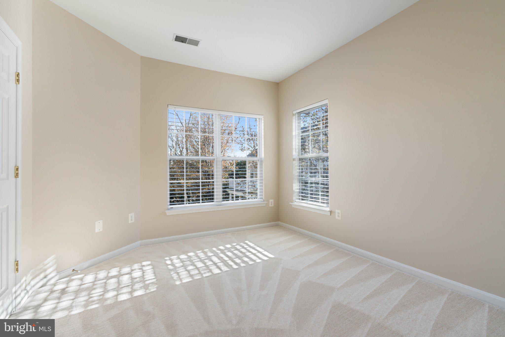 538 GENTLEWOOD SQUARE