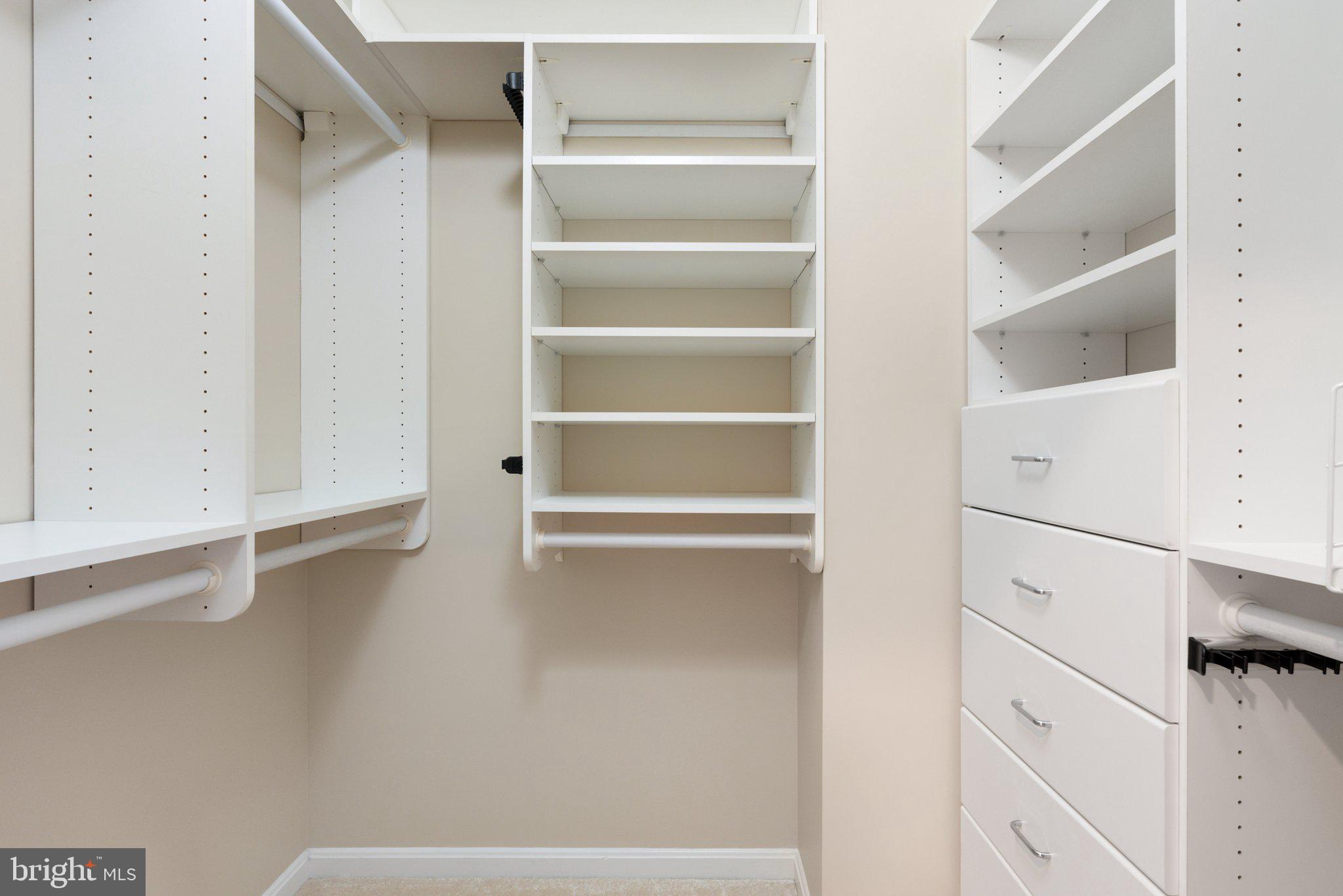 538 GENTLEWOOD SQUARE