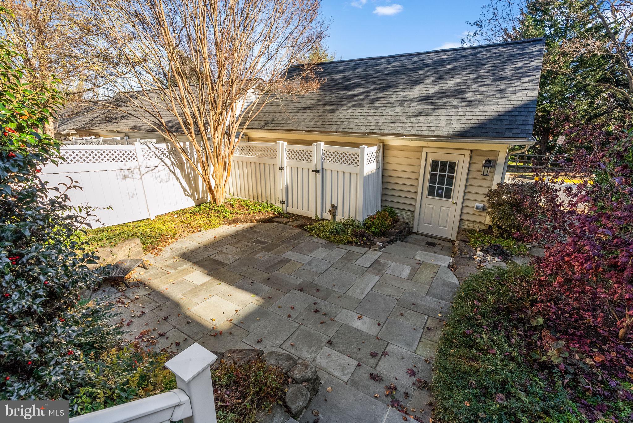 538 GENTLEWOOD SQUARE