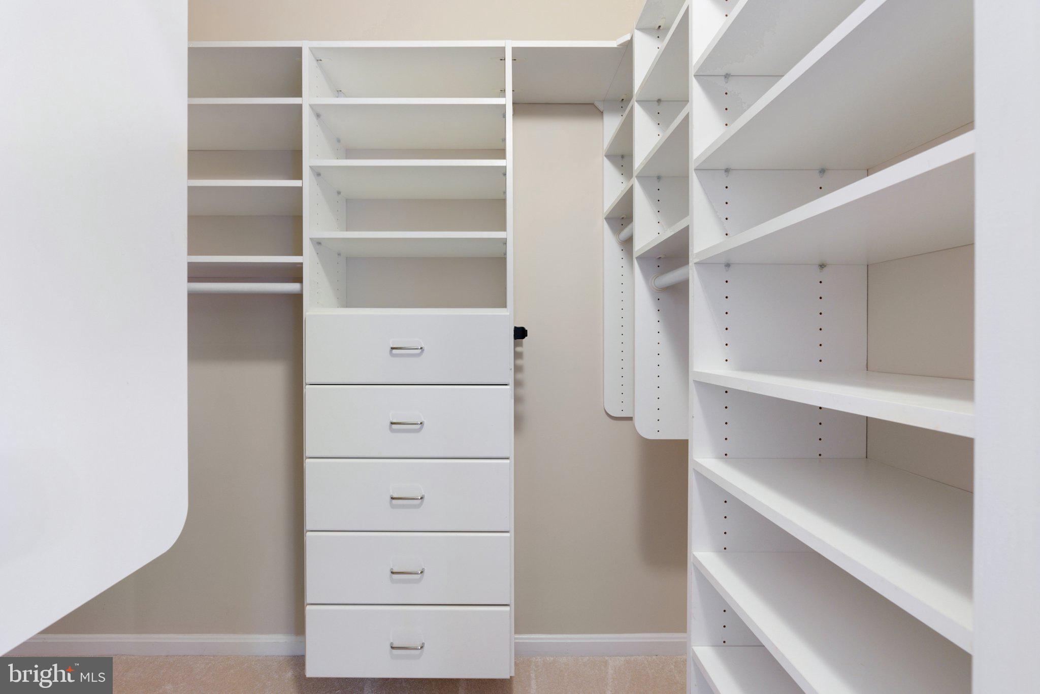 538 GENTLEWOOD SQUARE