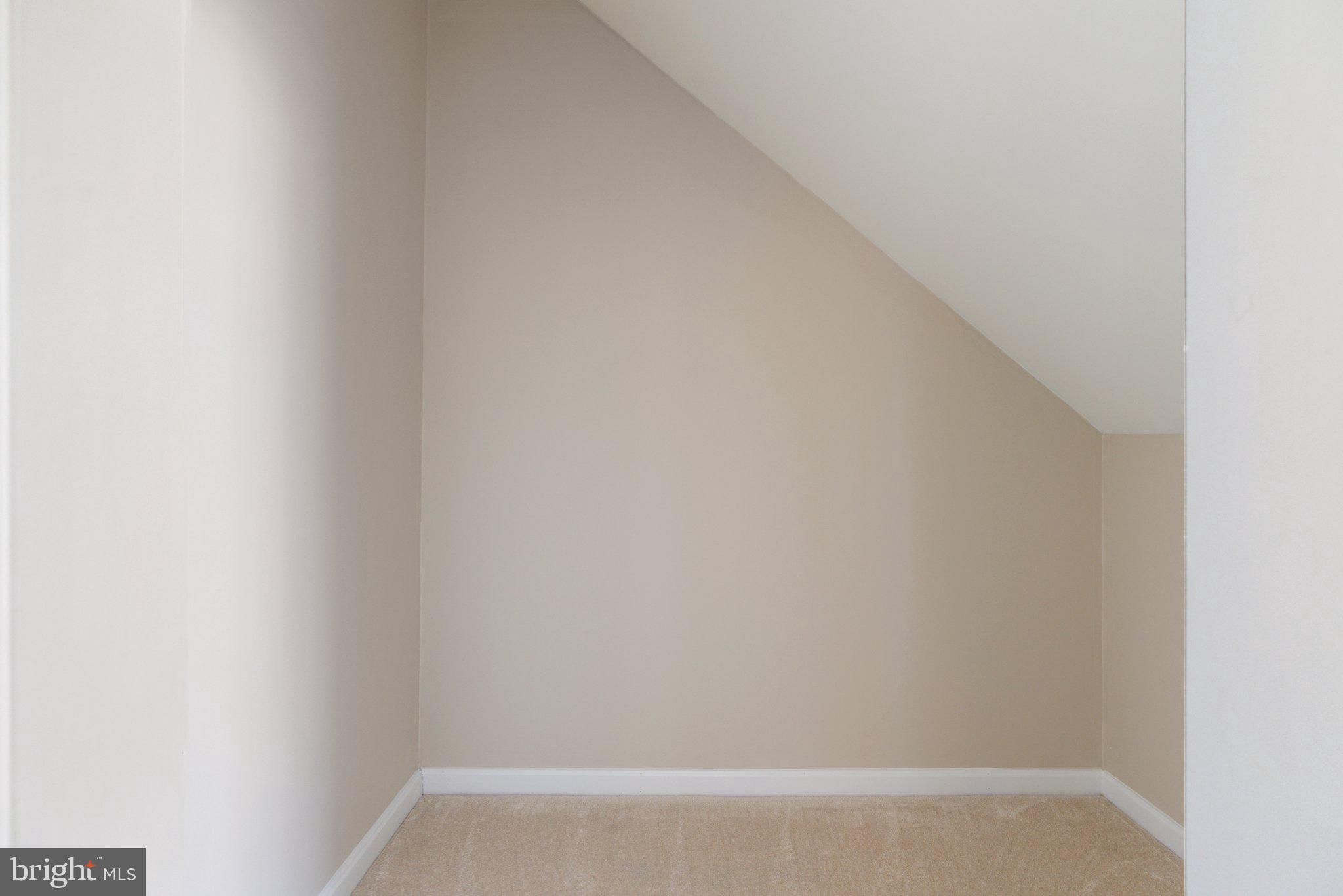 538 GENTLEWOOD SQUARE