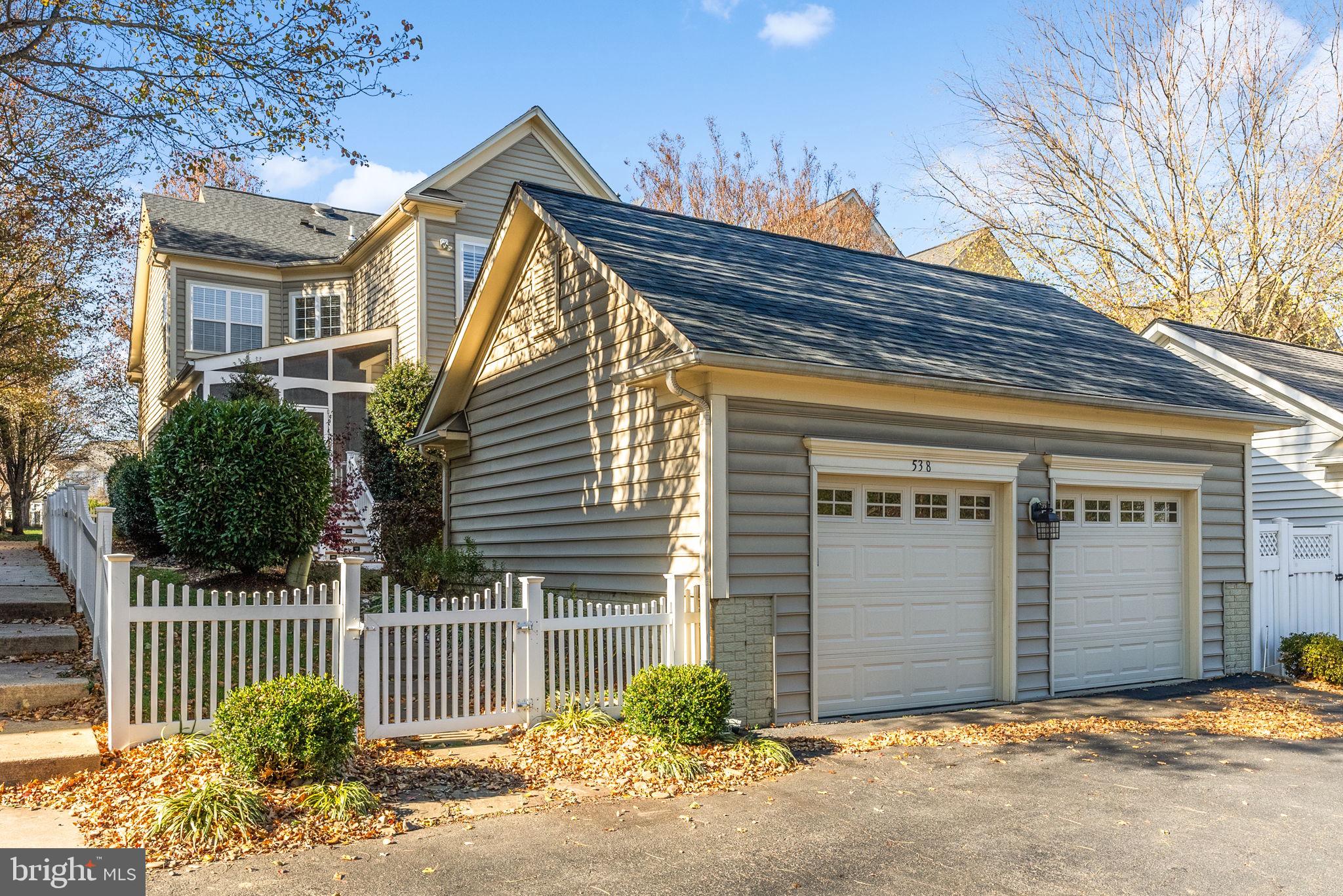 538 GENTLEWOOD SQUARE