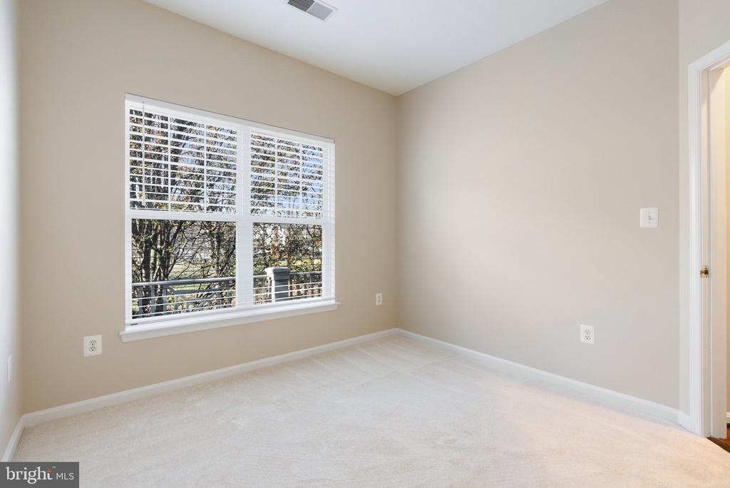 538 GENTLEWOOD SQUARE