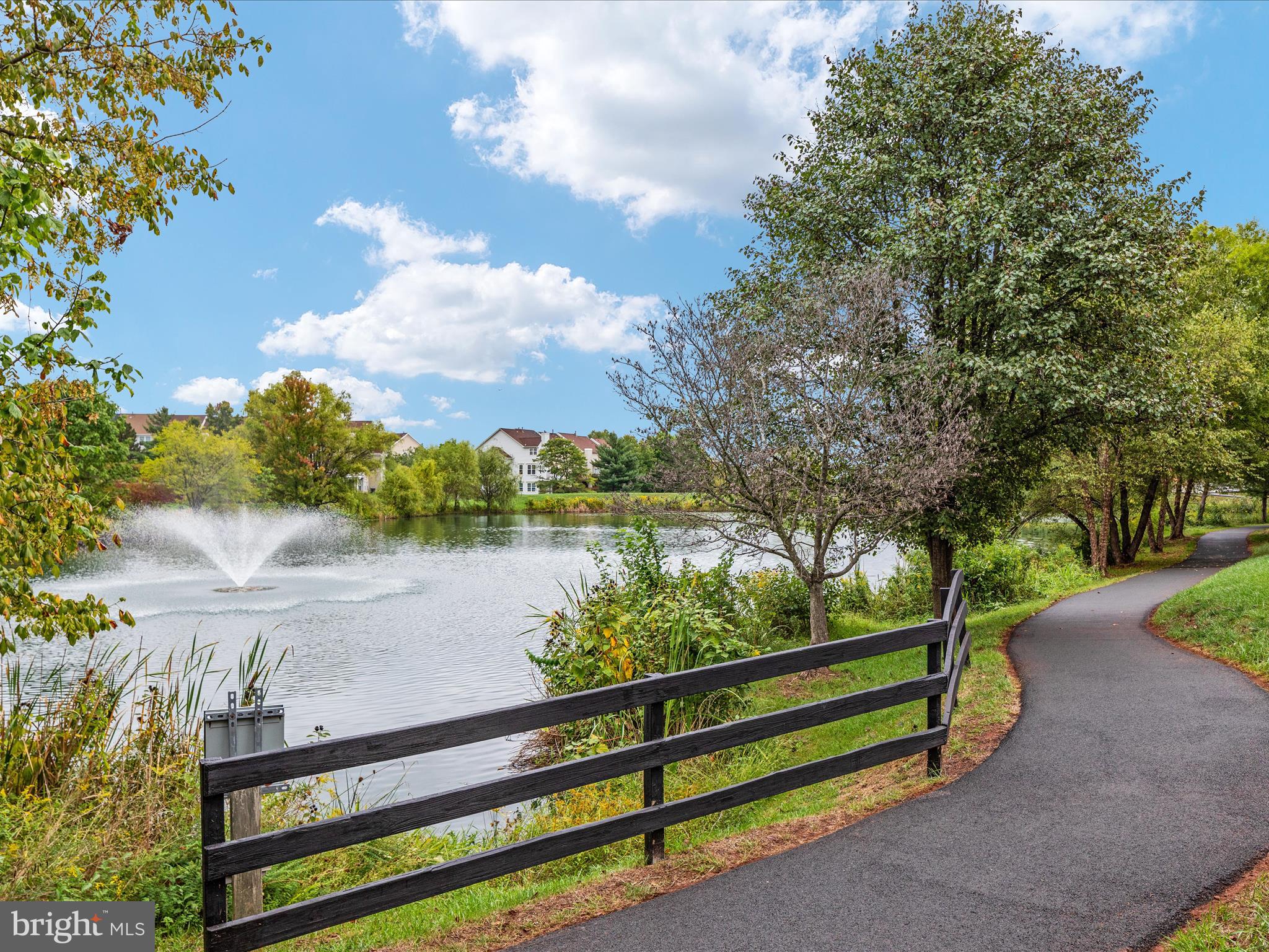 43992 KINGS ARMS SQUARE