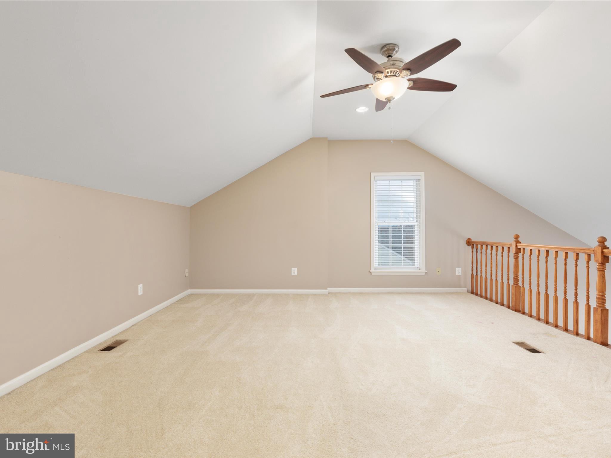 43992 KINGS ARMS SQUARE