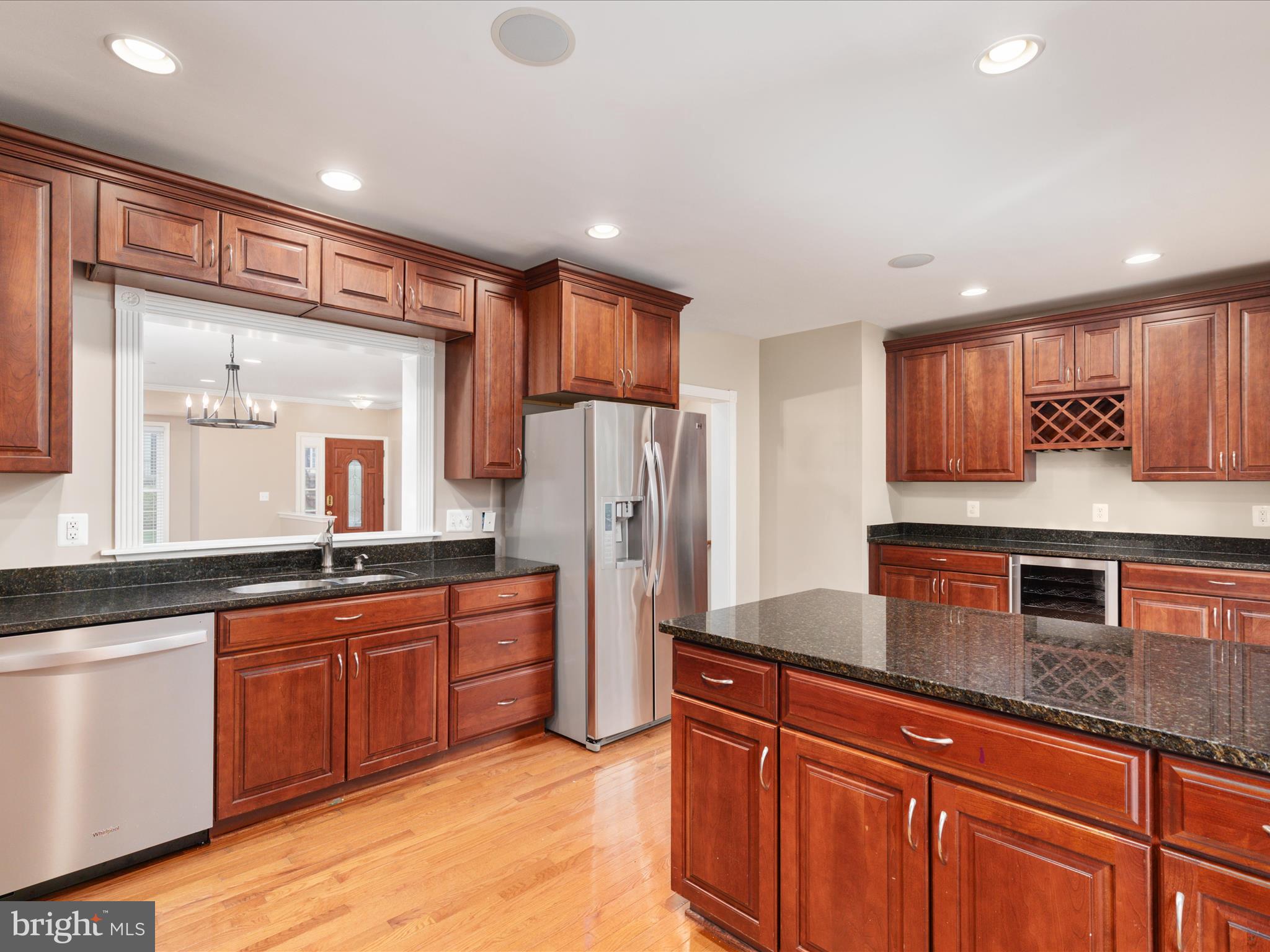 43992 KINGS ARMS SQUARE