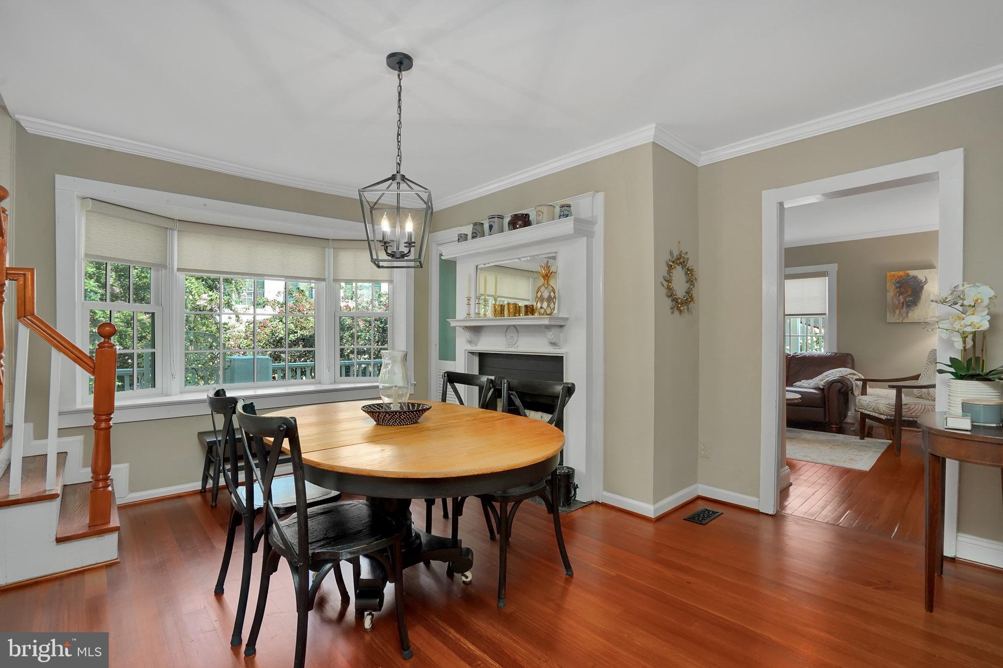 100 GARDEN COTTAGE LANE