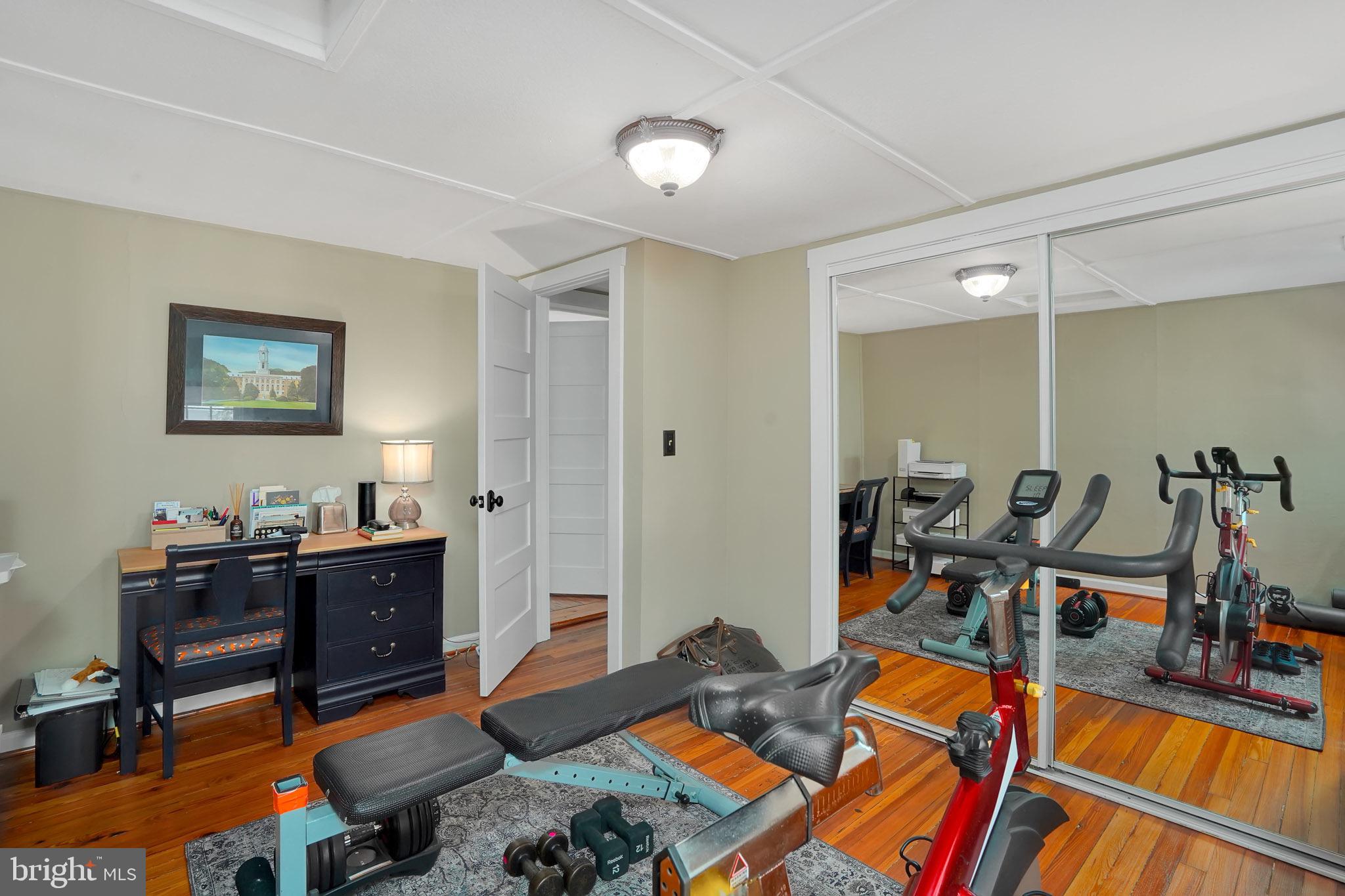 100 GARDEN COTTAGE LANE