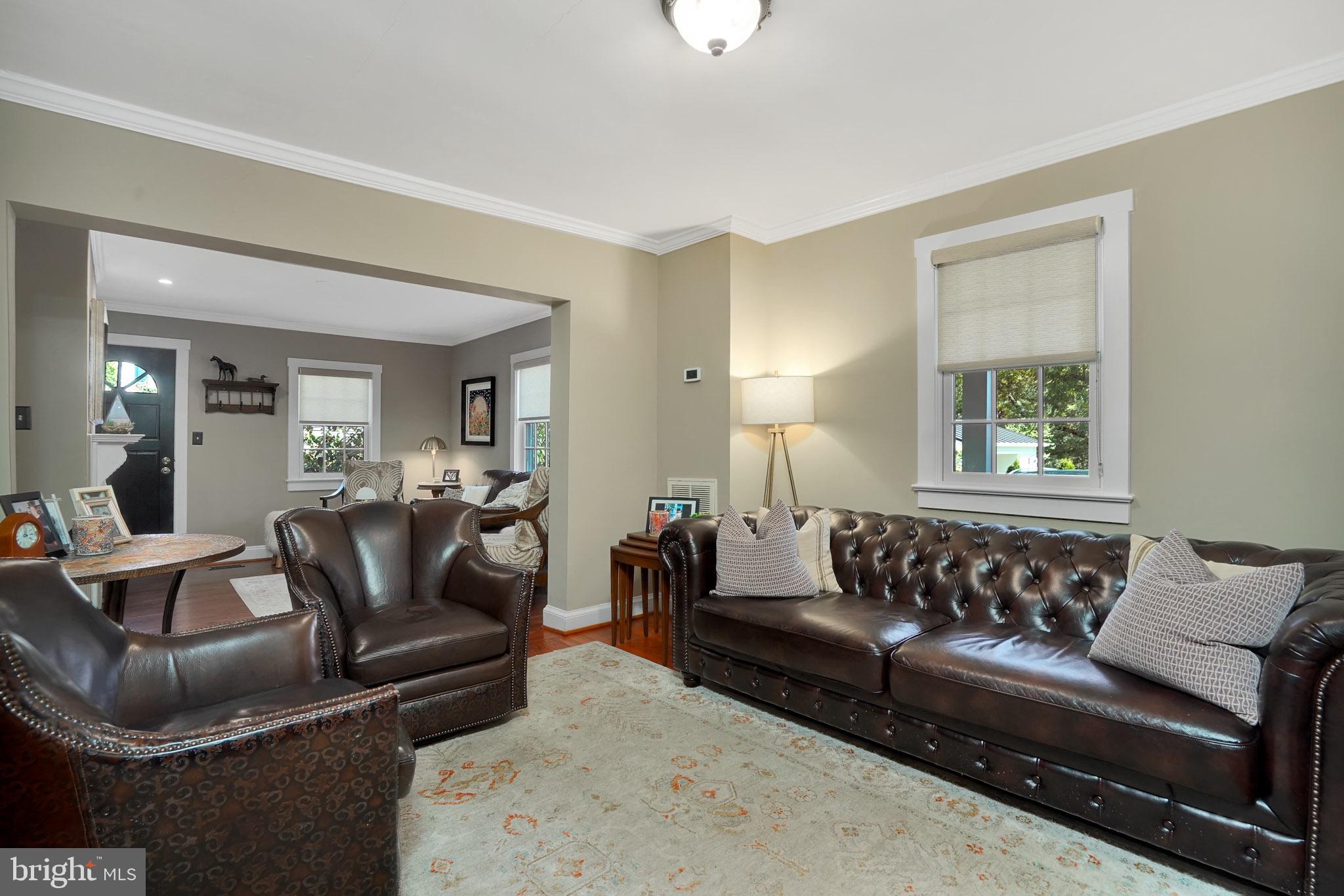 100 GARDEN COTTAGE LANE