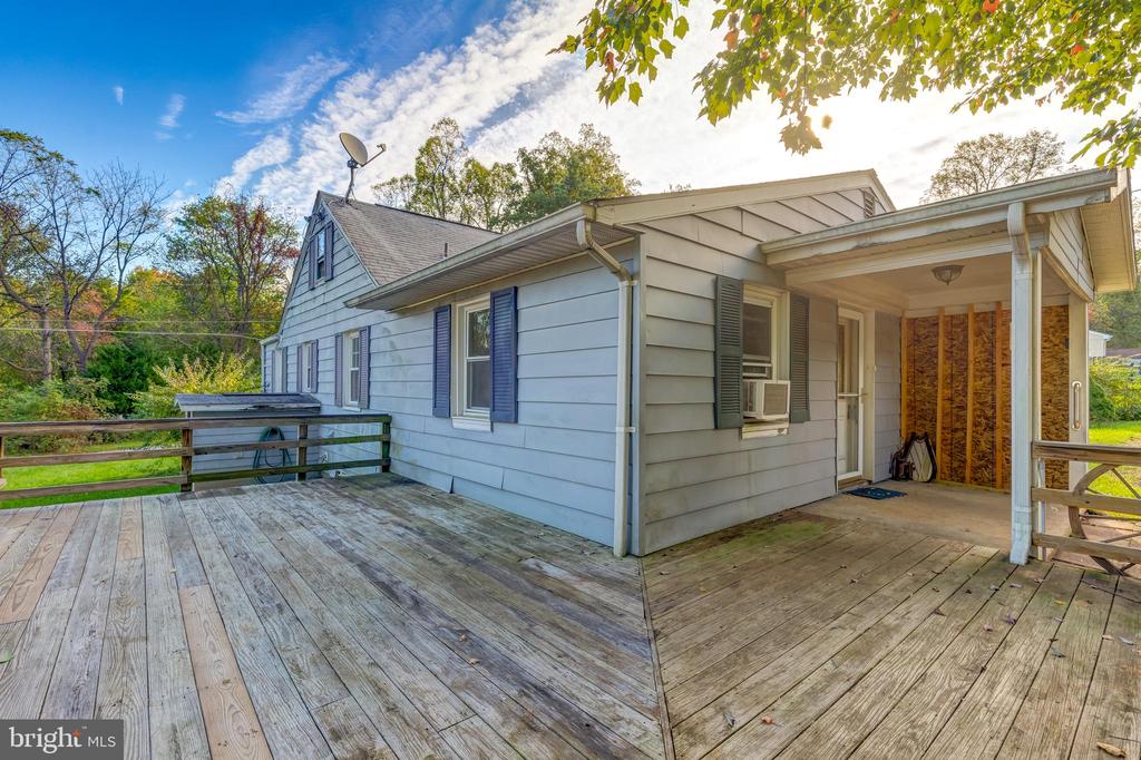 39990 PEACOCK CIRCLE,LOUDOUN