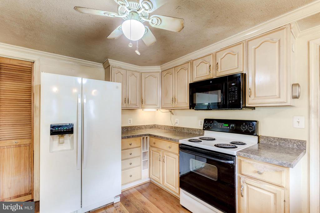 39990 PEACOCK CIRCLE,LOUDOUN