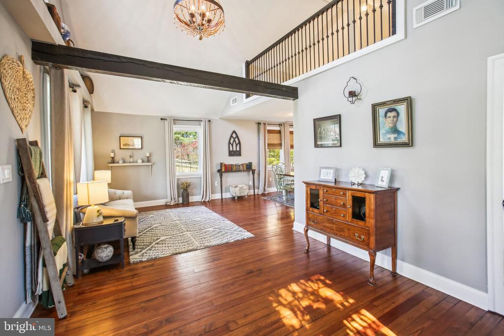 200 S MAPLE AVENUE