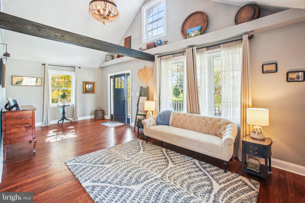 200 S MAPLE AVENUE