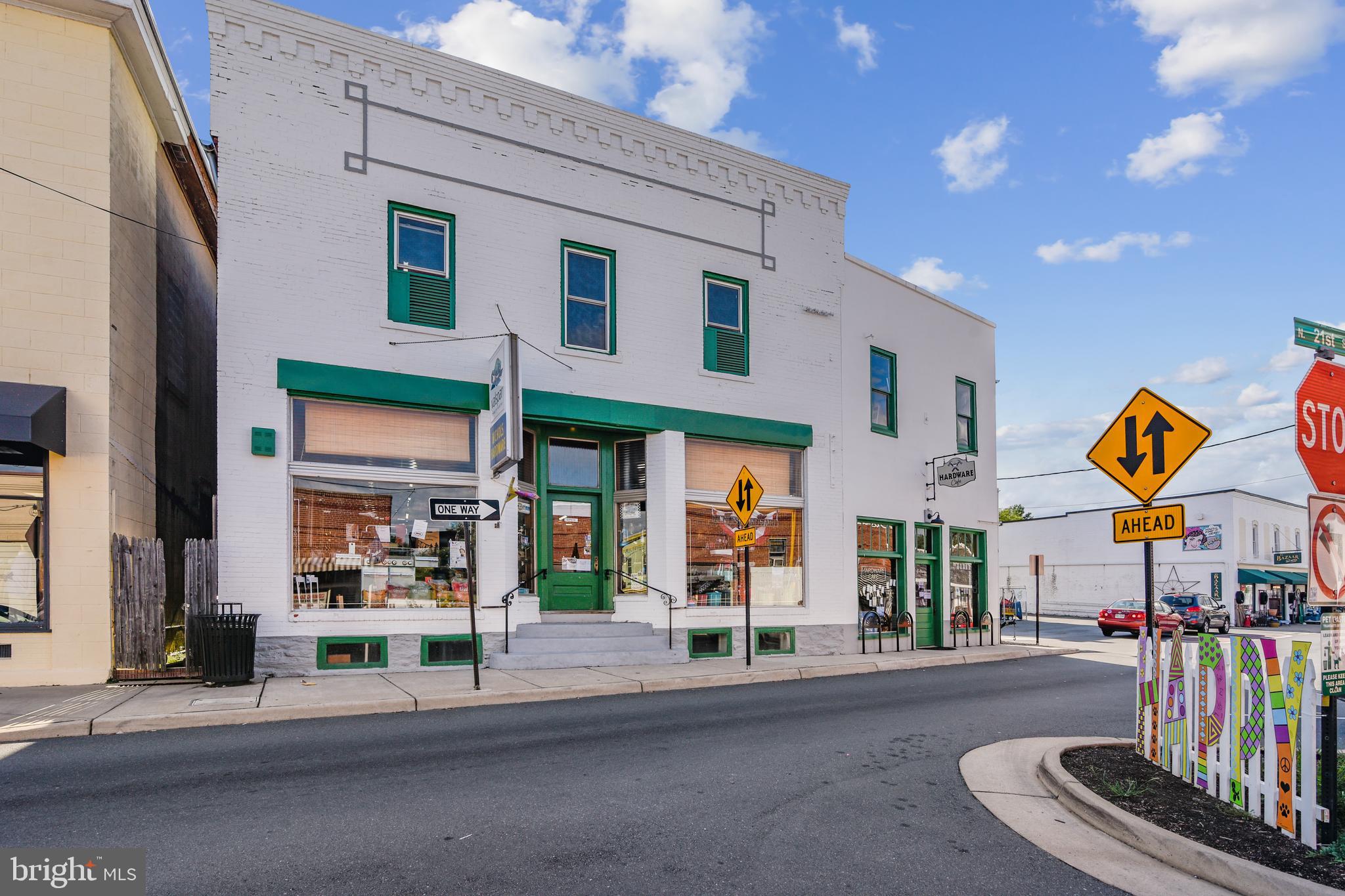 200 S MAPLE AVENUE