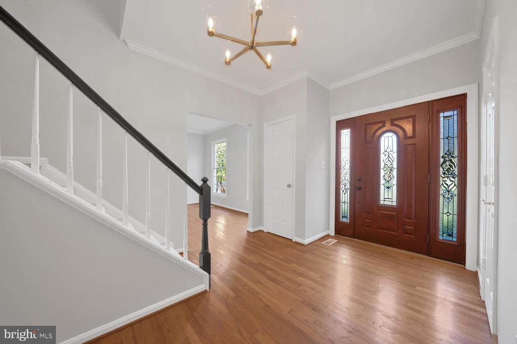 1307 CAMPBELL COURT NE