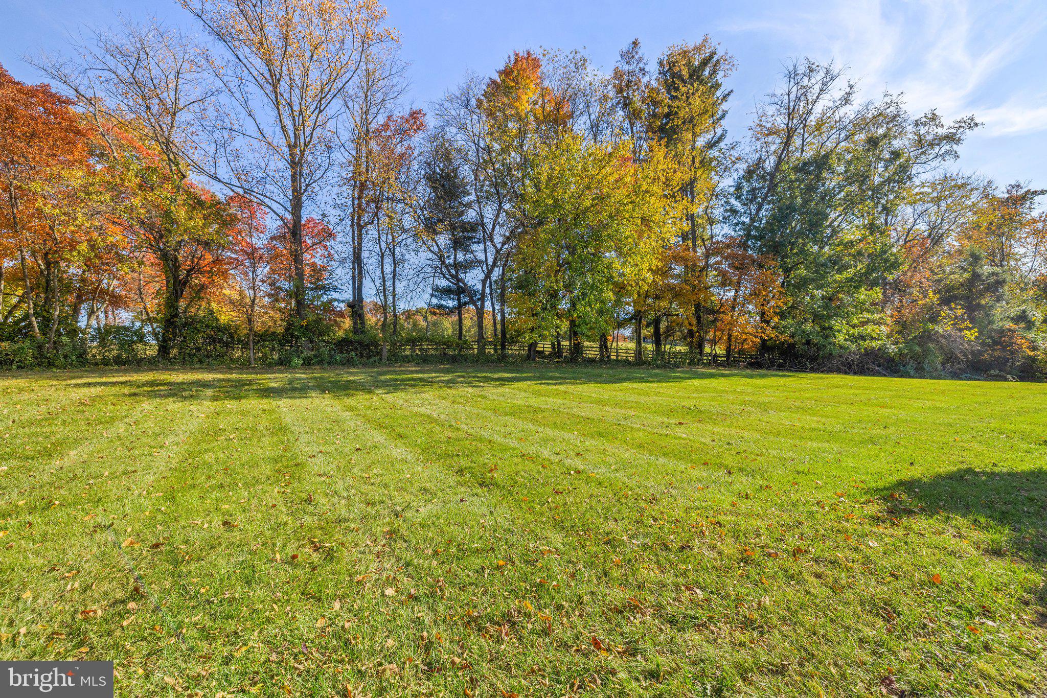 36643 LEITH LANE