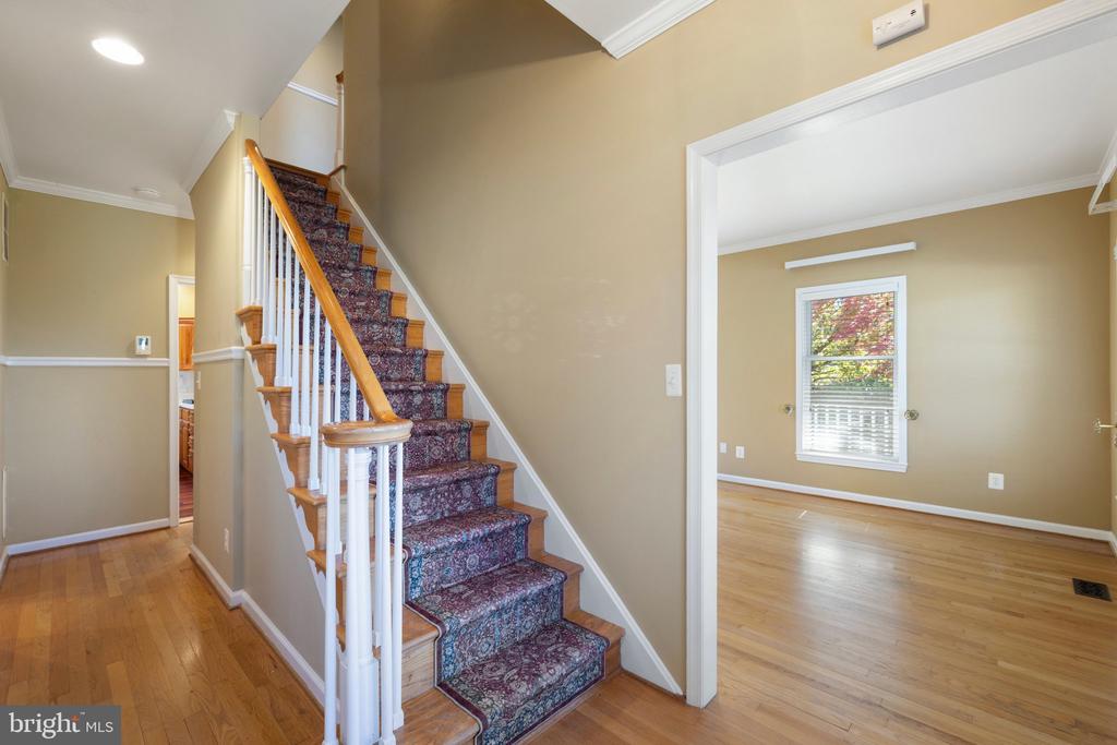 36643 LEITH LANE