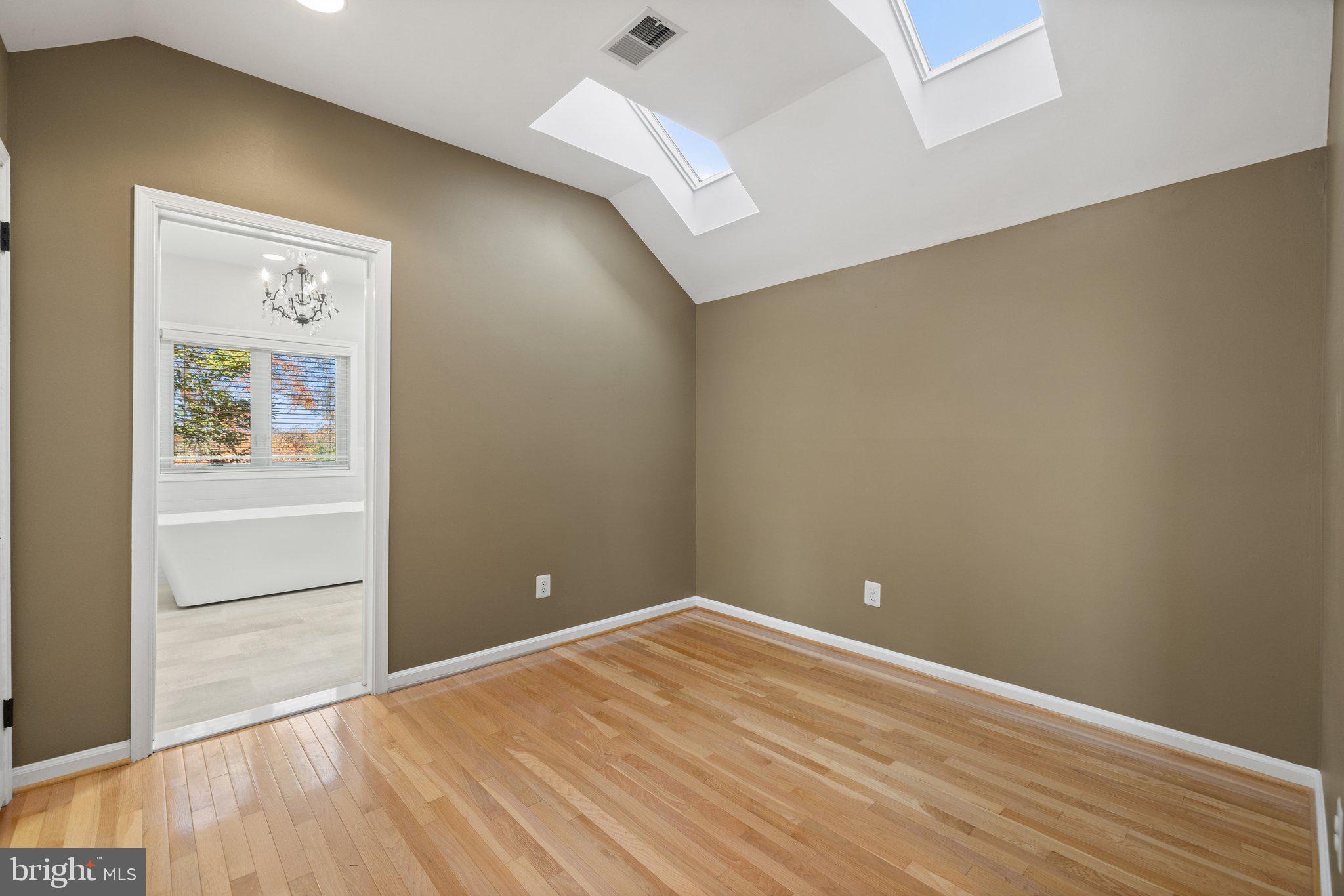 36643 LEITH LANE