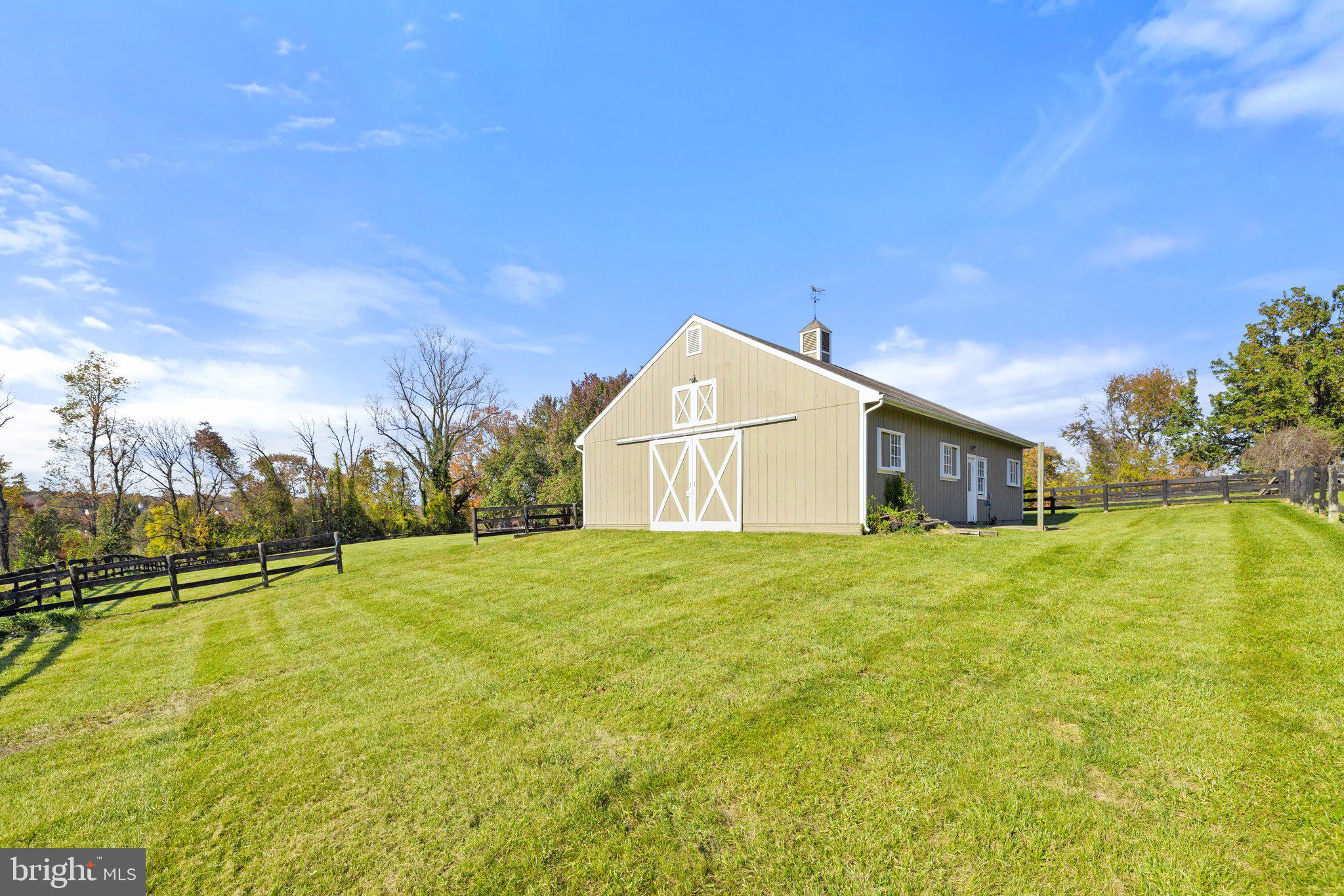 36643 LEITH LANE