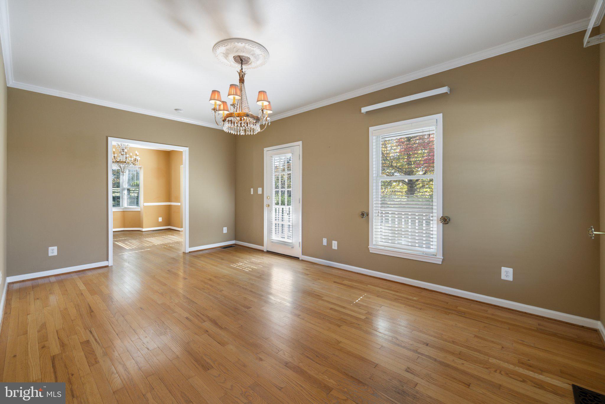 36643 LEITH LANE