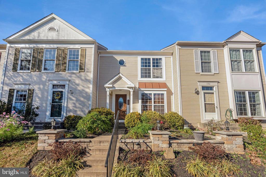 129 CARNABY WAY NE