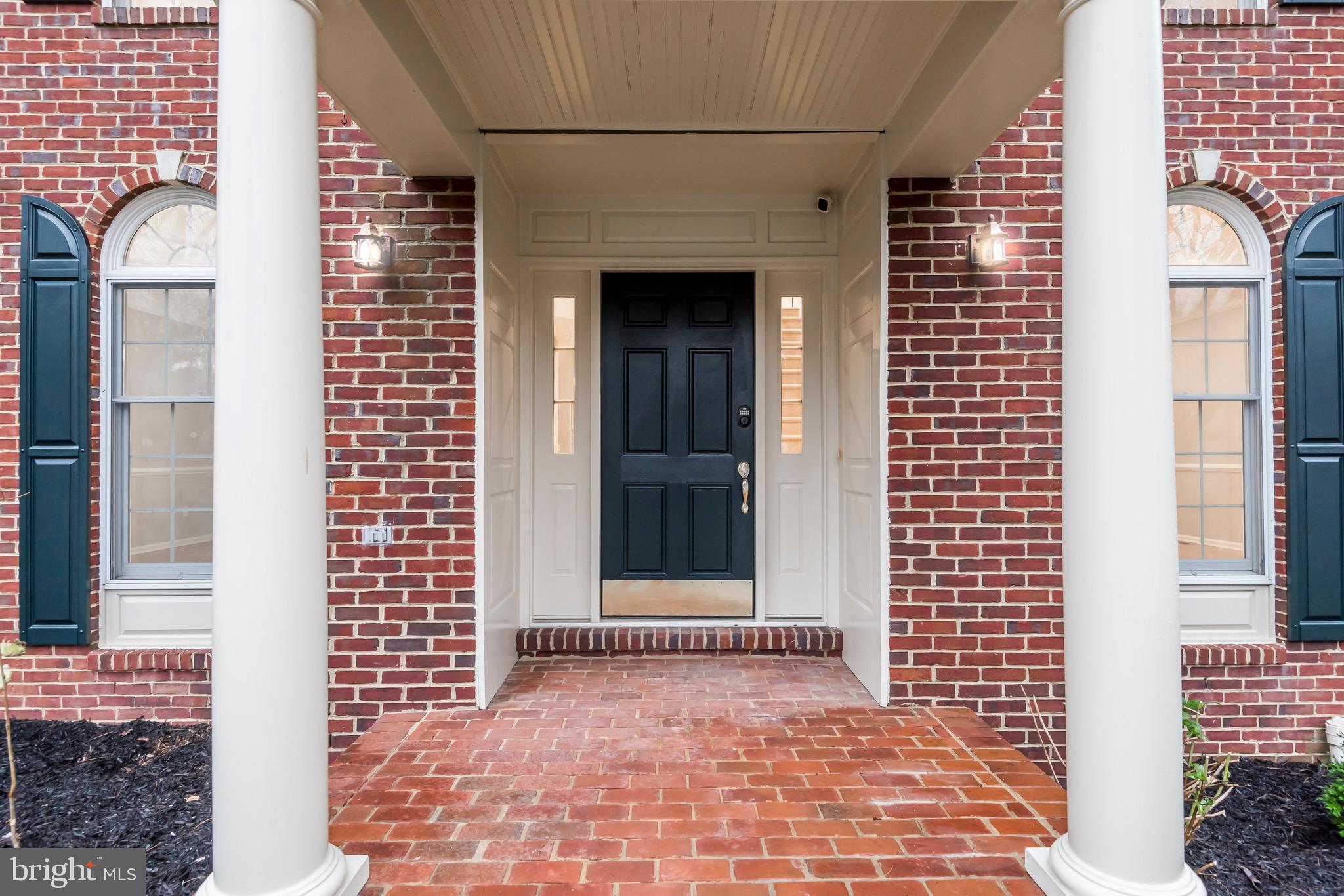 19925 HAZELTINE PLACE