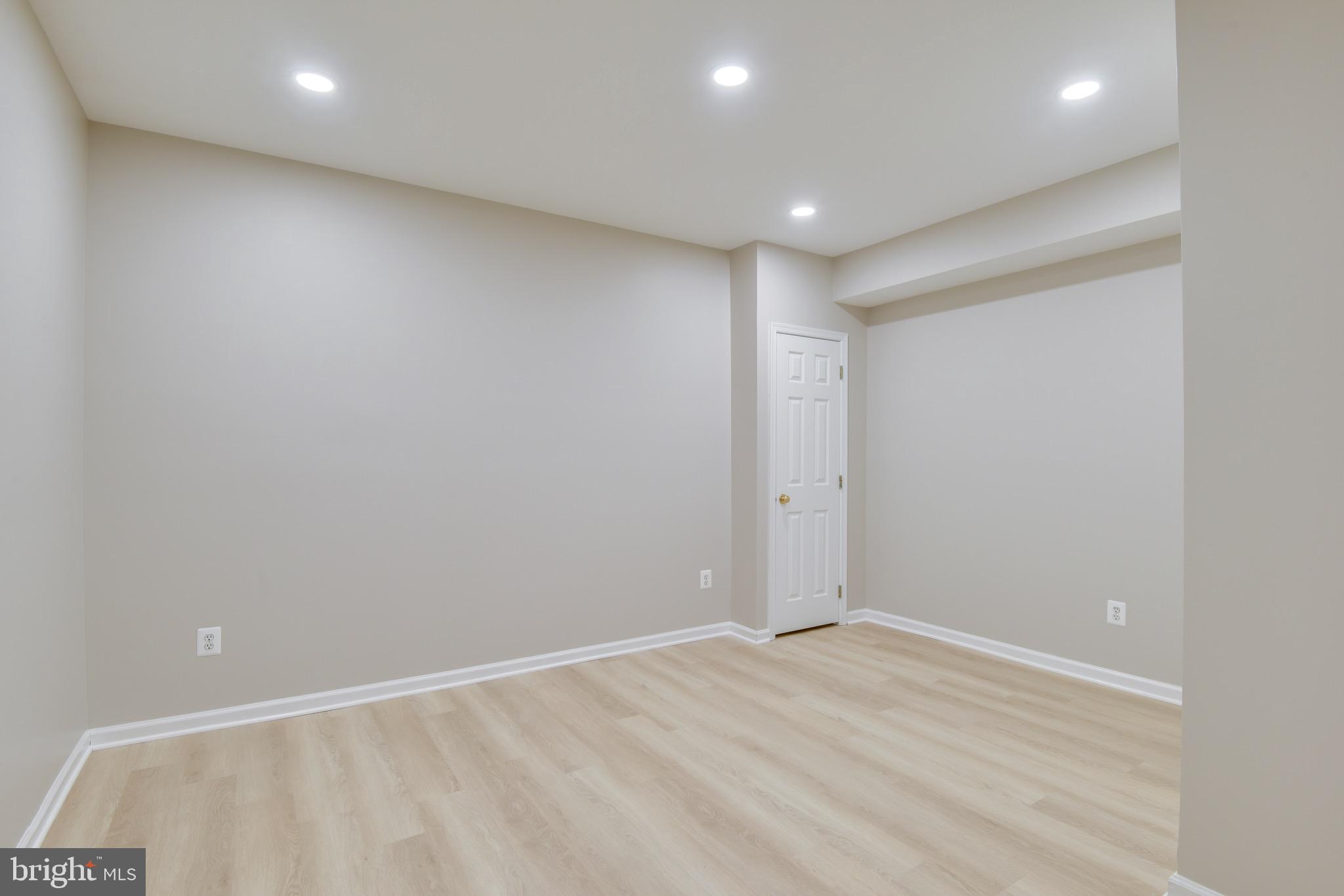 19925 HAZELTINE PLACE