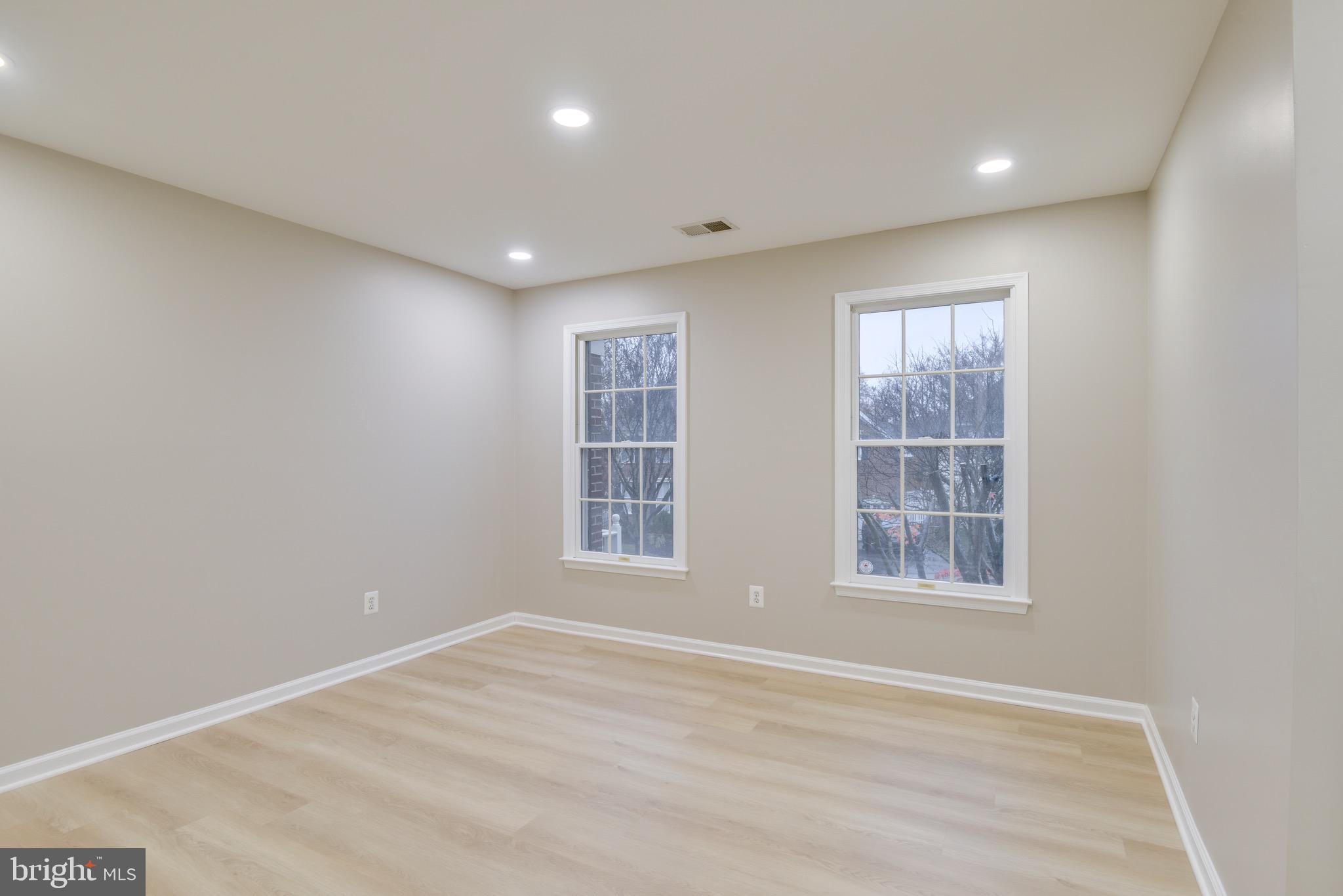 19925 HAZELTINE PLACE