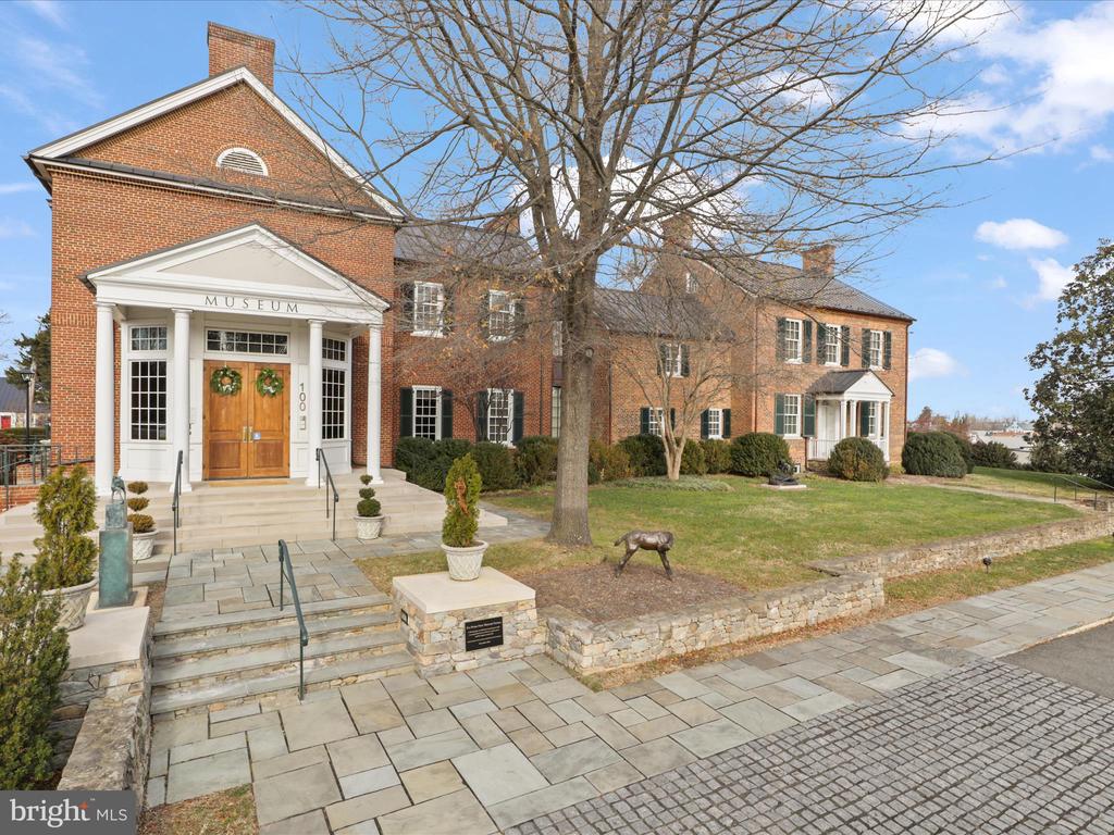 903 BLUE RIDGE AVENUE