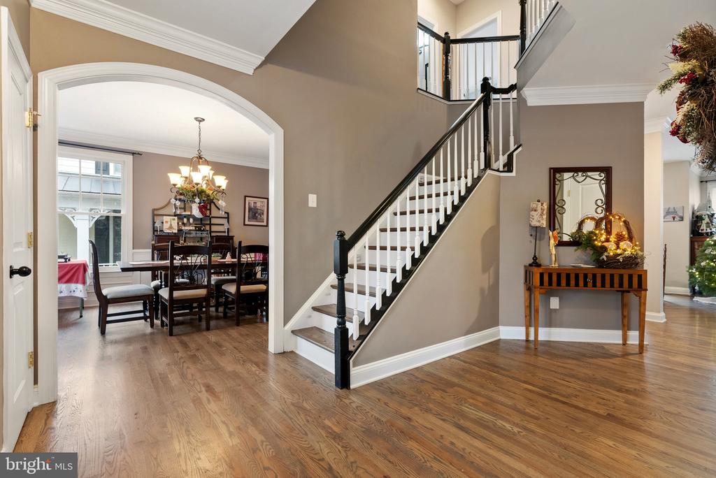 623 KINVARRA PLACE