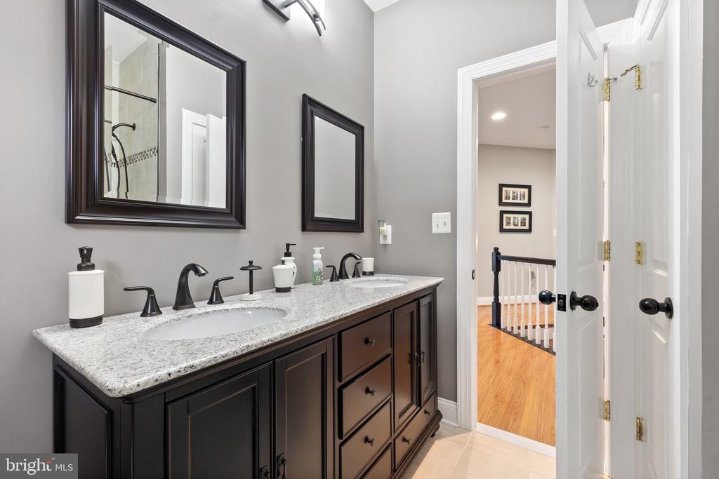 623 KINVARRA PLACE